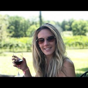 Meet your Posher, Amy